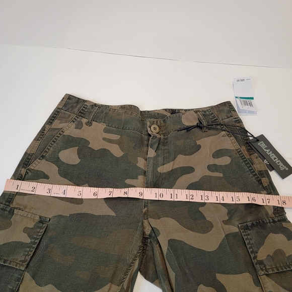 Blank NYC Camo Linen Blend Cargo Crop Pant Size 24 NWT! - Picture 14 of 15